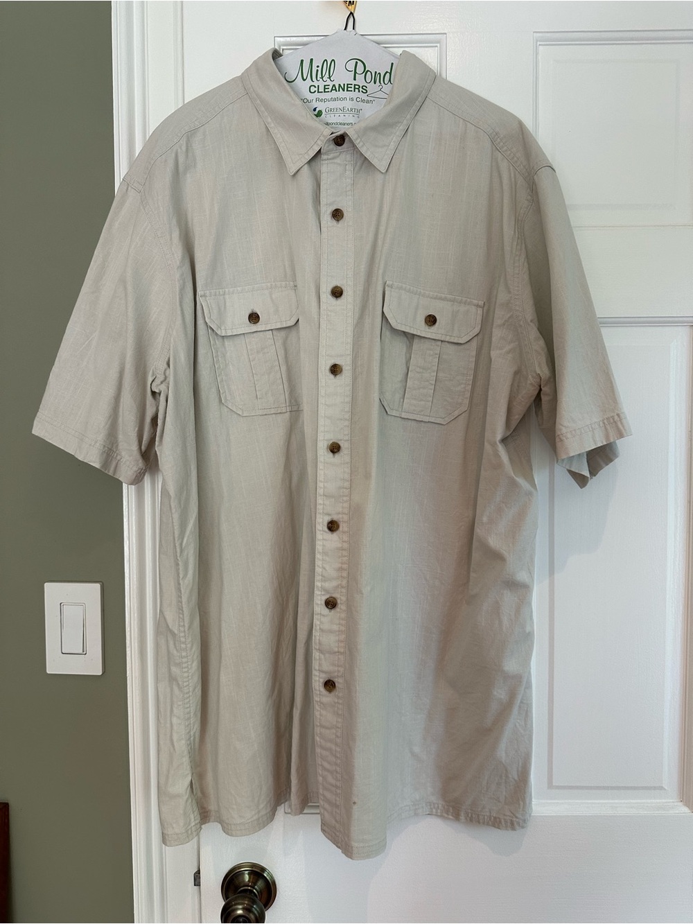 croft & barrow Beige Short-Sleeve Button-Down Shirt